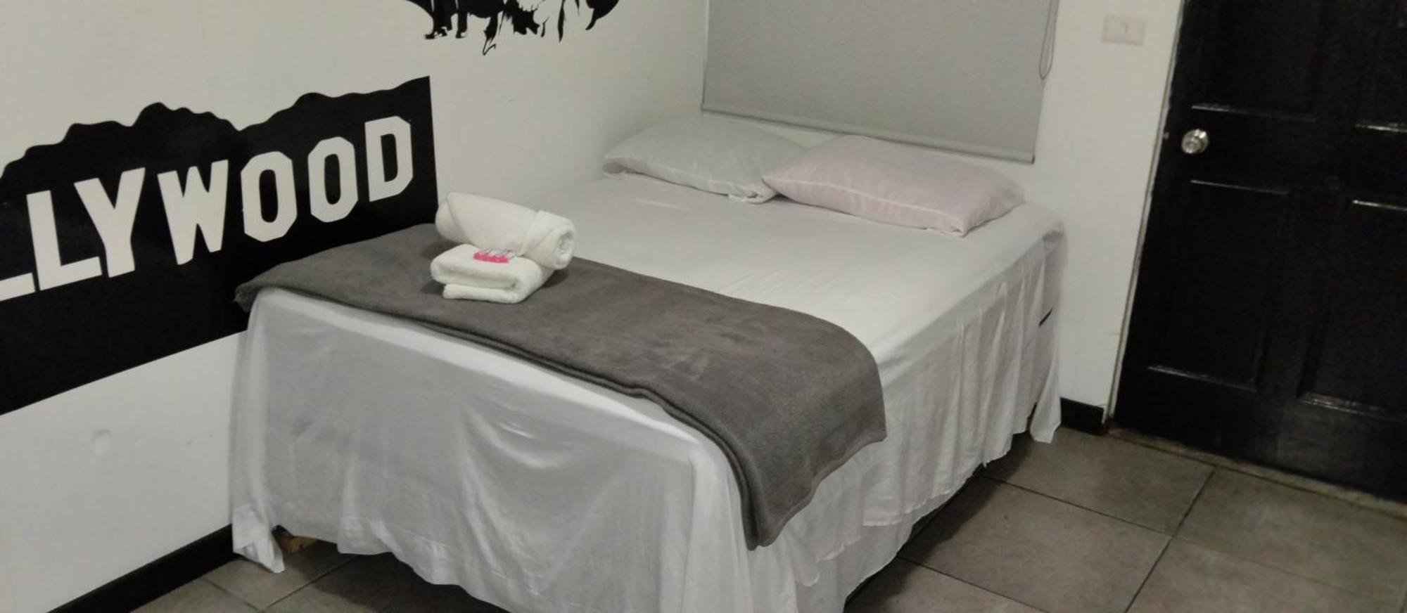 Loco Coco Loco Hostal *